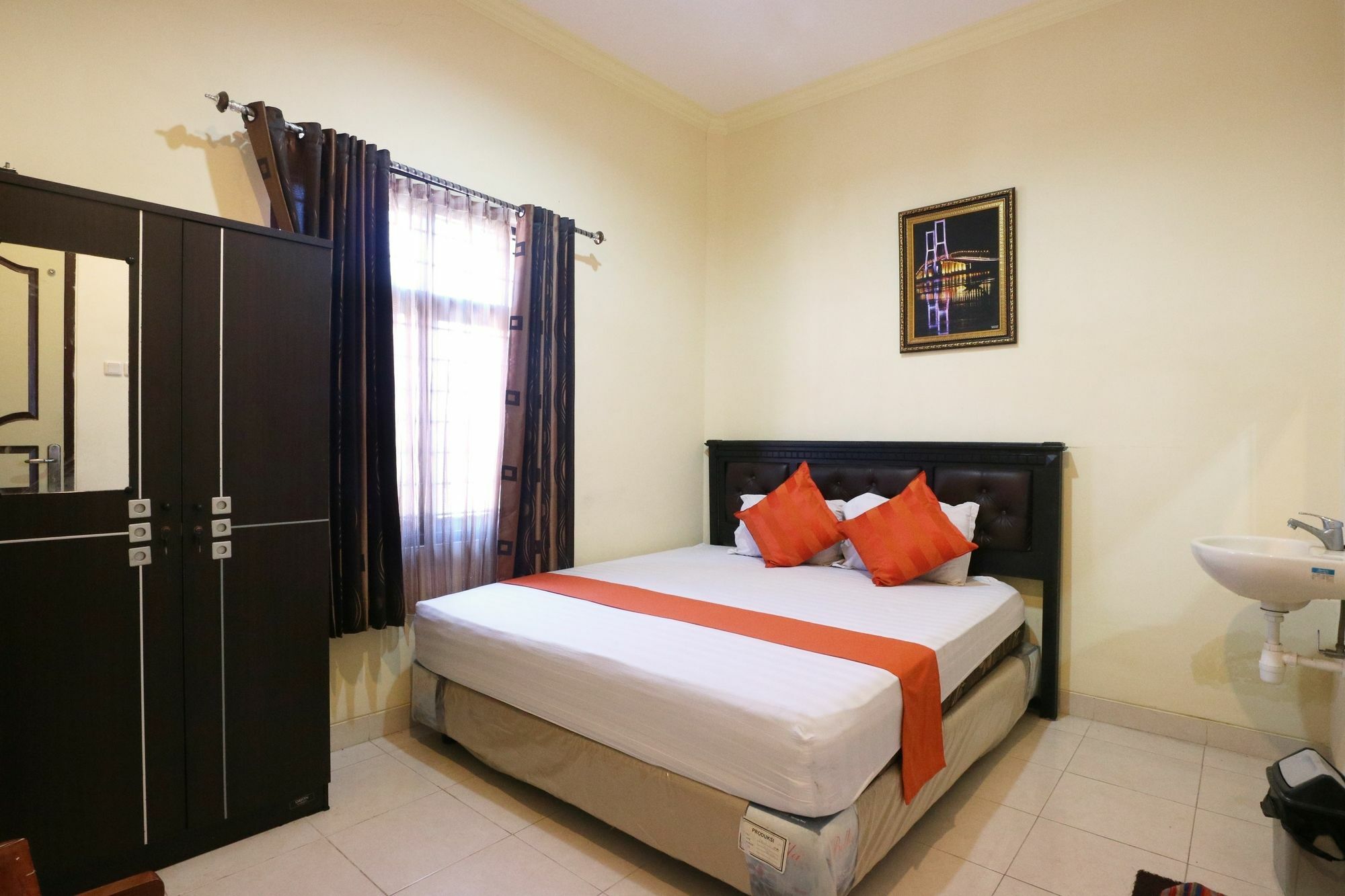 Hotel Syariah Walisongo Сурабая Экстерьер фото